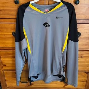 Nike Iowa Hawkeye Top